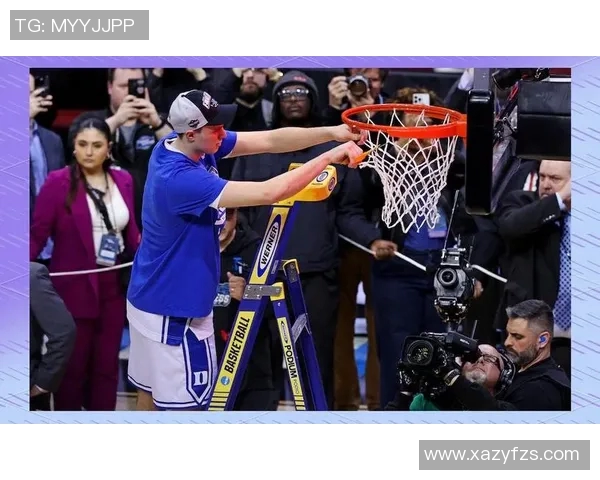 篮球明星送给球迷的独特篮球礼物分享与背后的故事